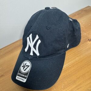 47 Brand Navy NY Logo Cap